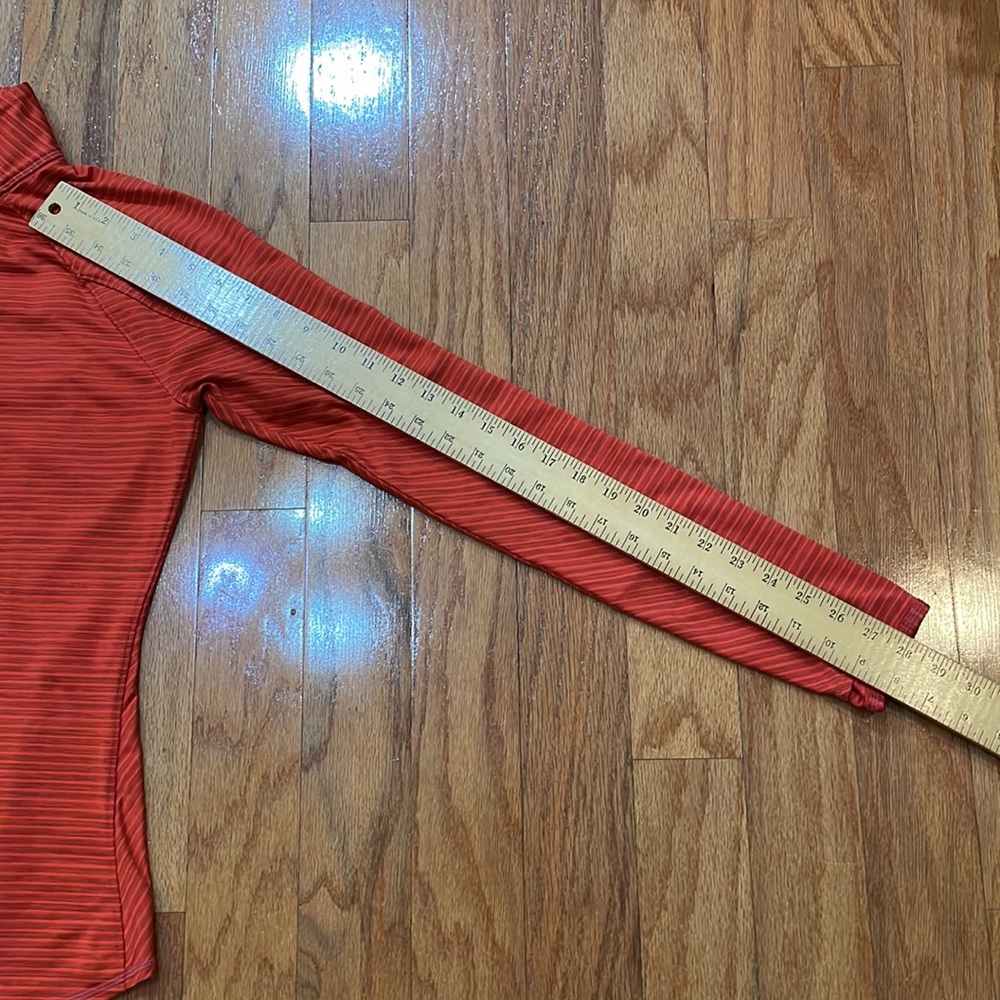 Athleta Size Medium Long Sleeve Women’s Top 3/4 zip Pocket Thumb Holes - Picture 6 of 15